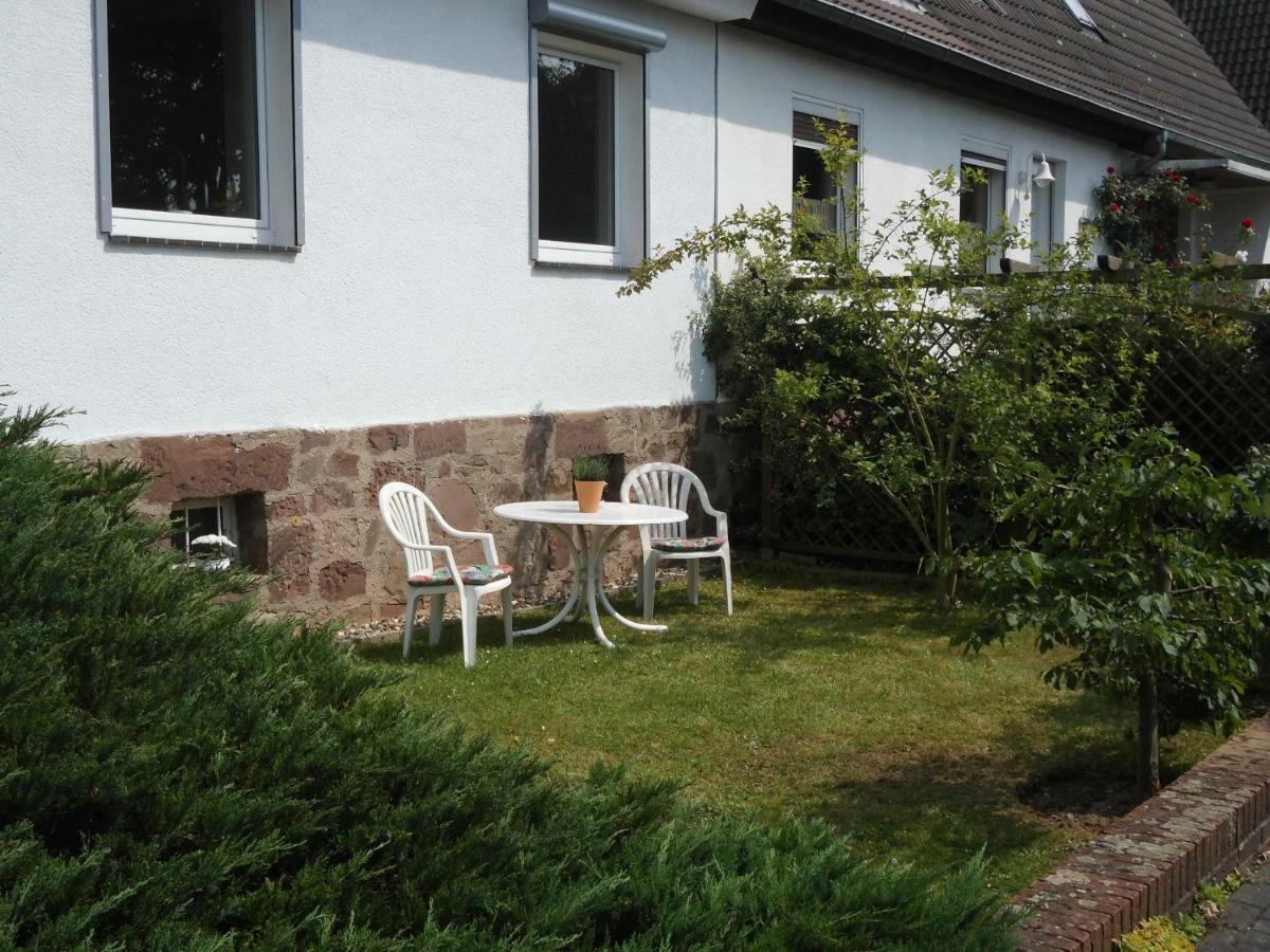 Ferienwohnung Bei Heike & Dirk Касел Екстериор снимка